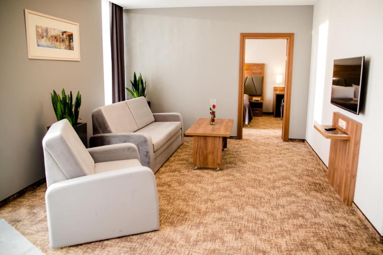Apart Hotel 12 Rzeszów Eksteriør bilde
