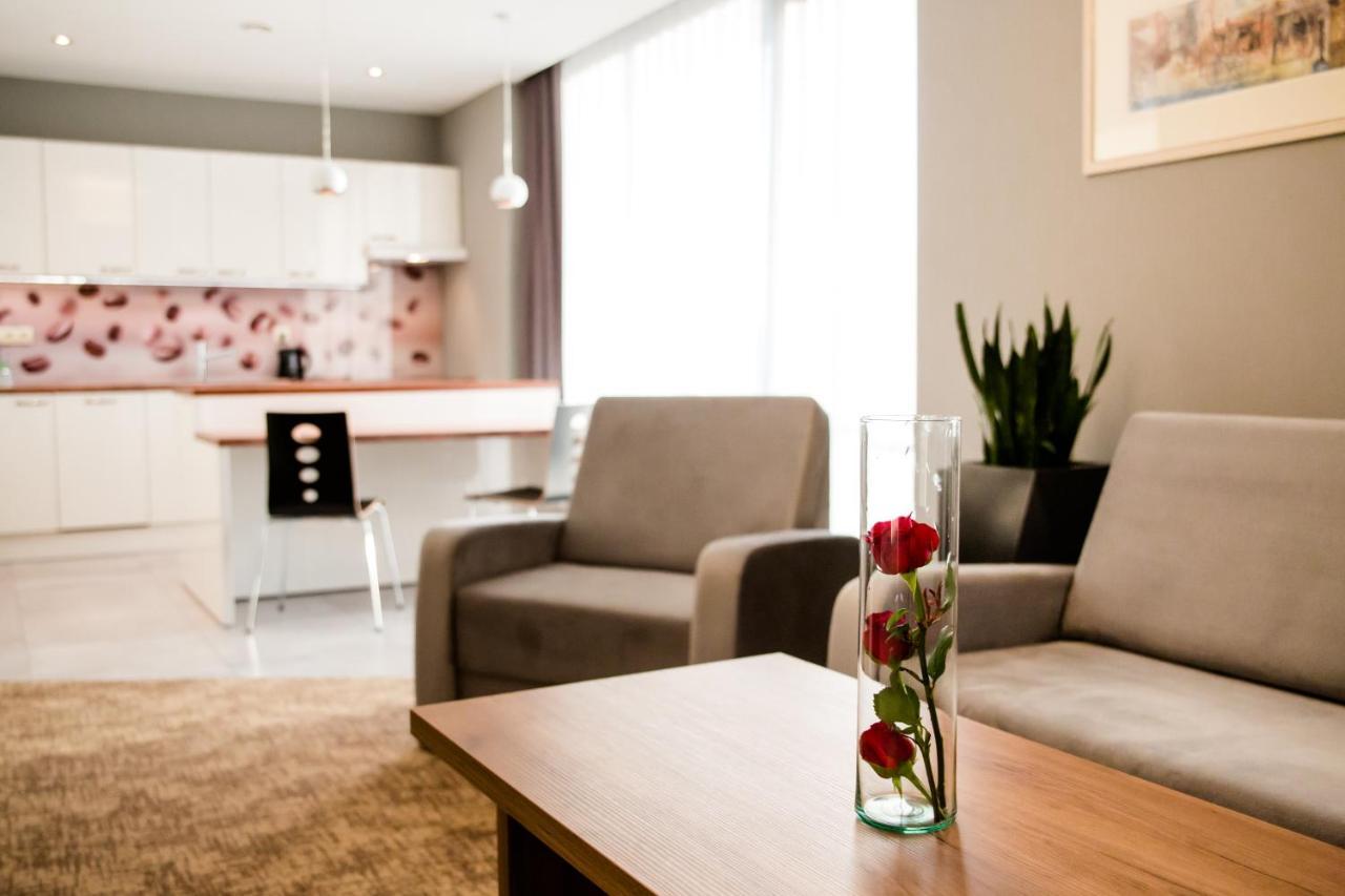 Apart Hotel 12 Rzeszów Eksteriør bilde