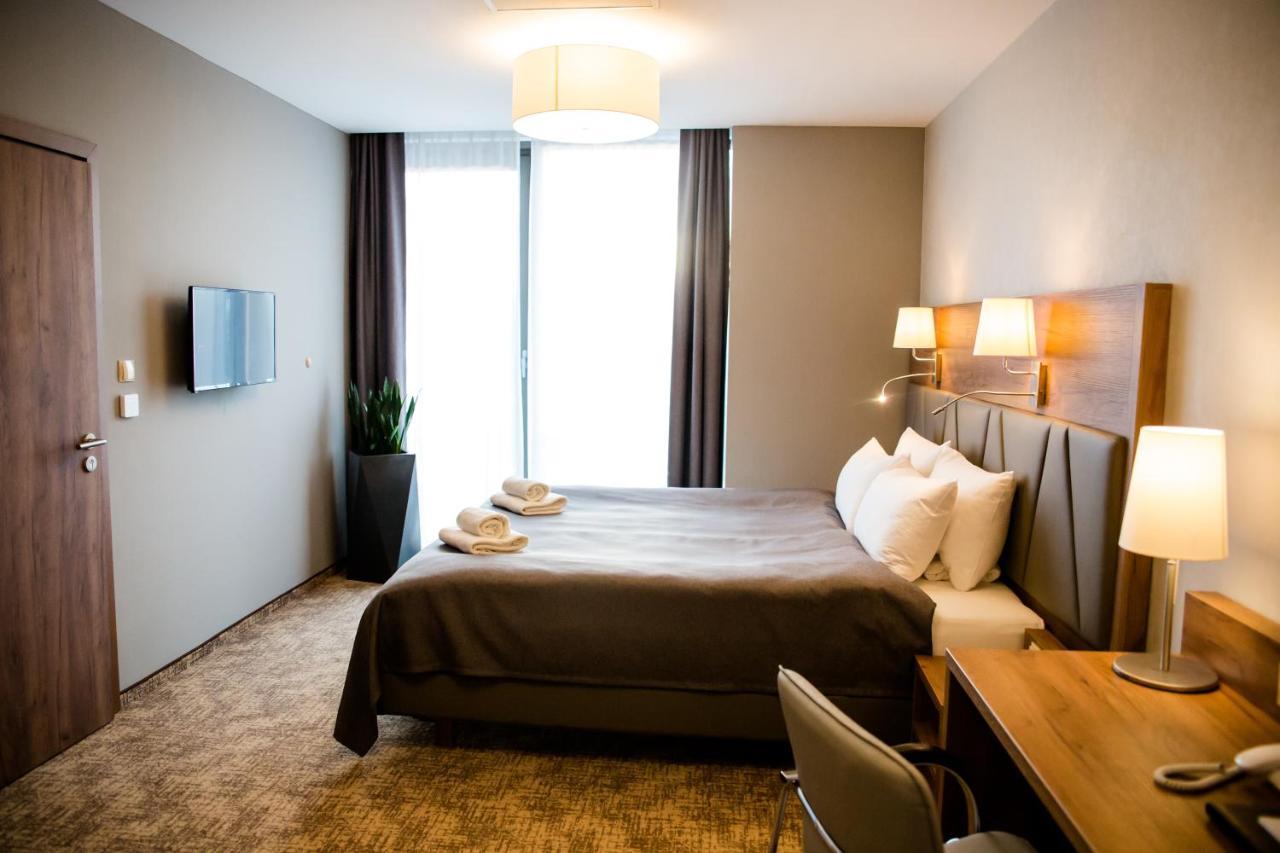 Apart Hotel 12 Rzeszów Eksteriør bilde
